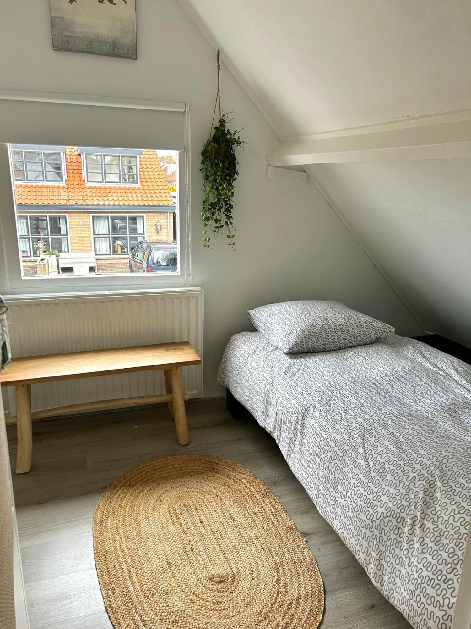 Beach House Met Parkeerplaats In Het Centrum إغموند آن زي المظهر الخارجي الصورة