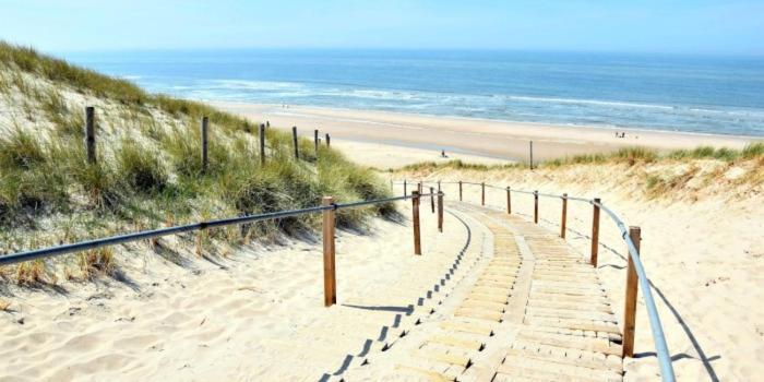 Beach House Met Parkeerplaats In Het Centrum إغموند آن زي المظهر الخارجي الصورة